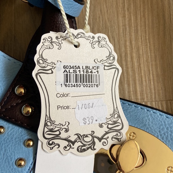 NWT vegan leather handbag - Picture 11 of 13